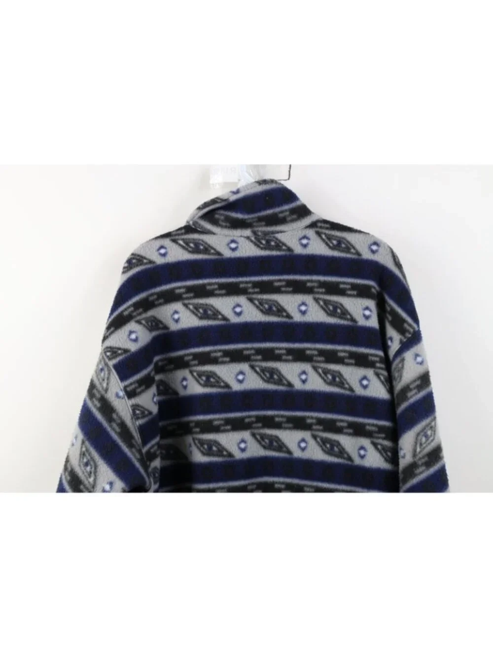 Vintage 90s streetwear