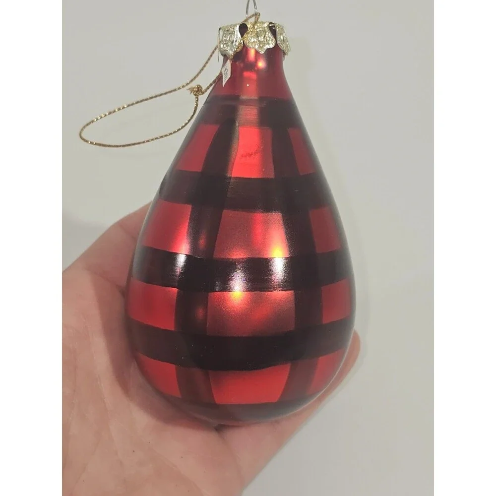 Unbranded vintage ornament