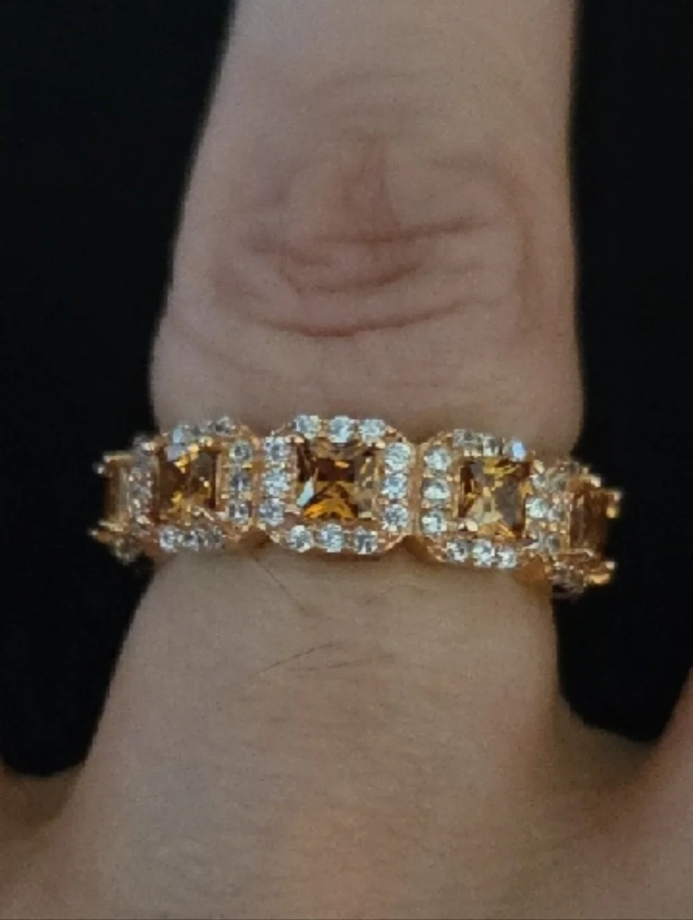 Suzy Levian elegant rose