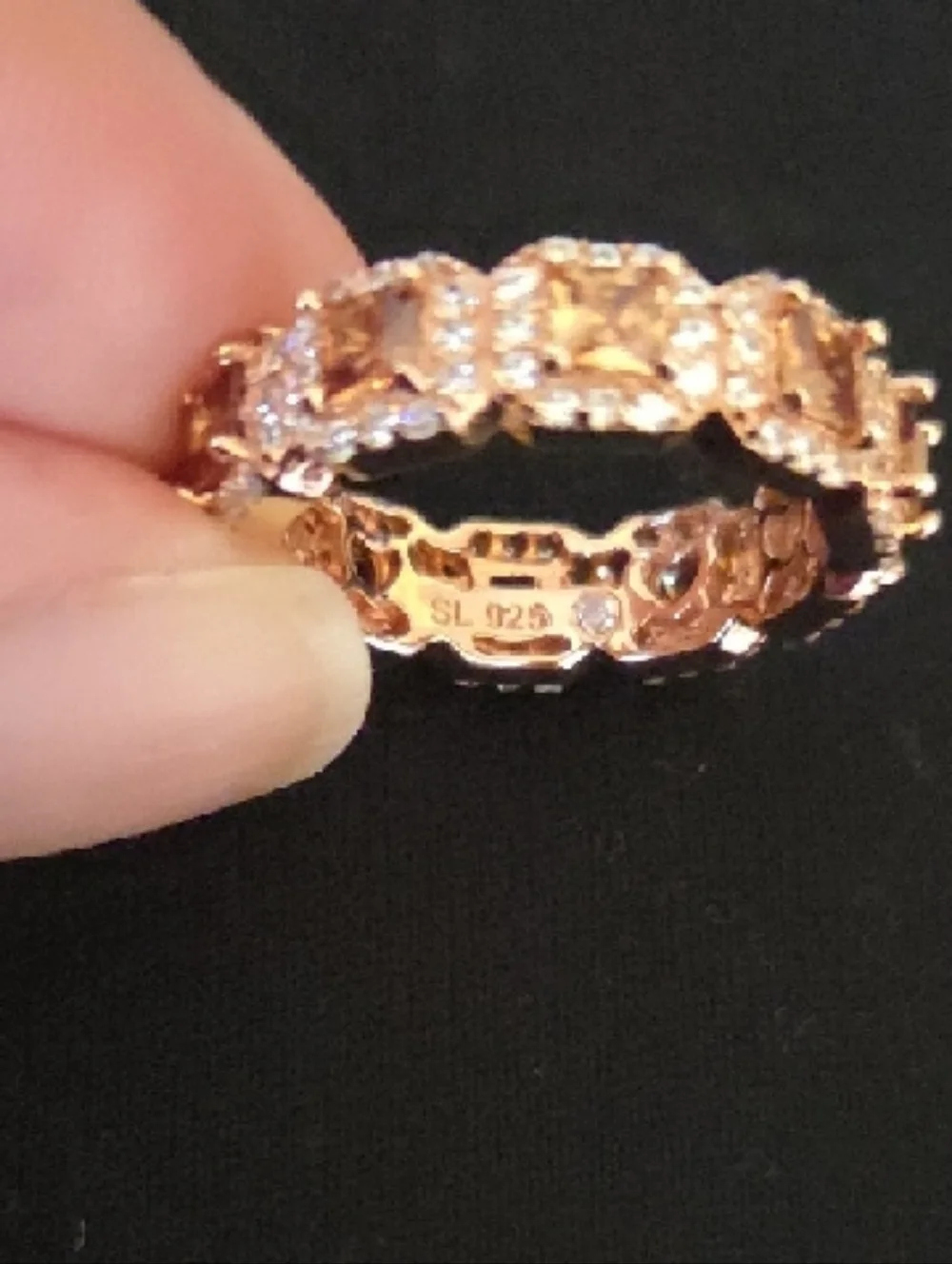 Suzy Levian elegant rose