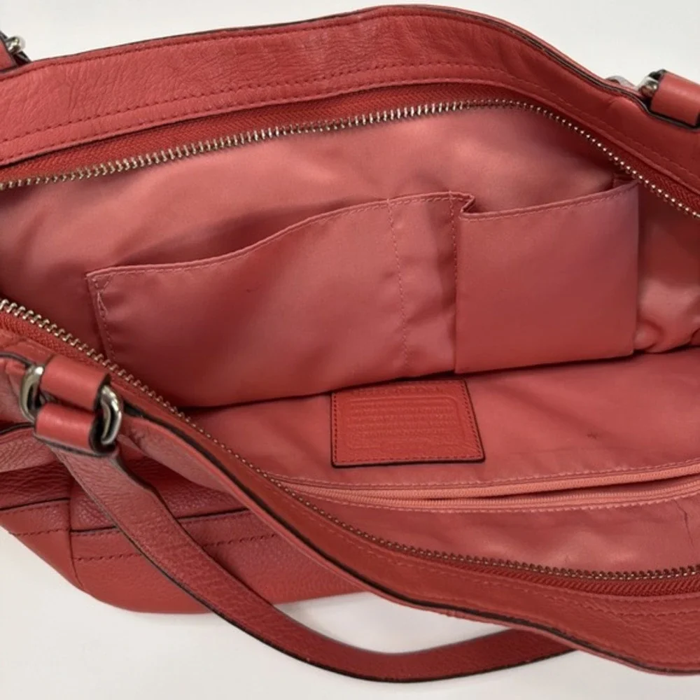 Coach authentic pebbled
