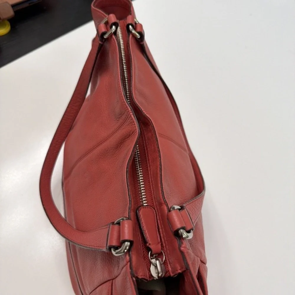 Coach authentic pebbled
