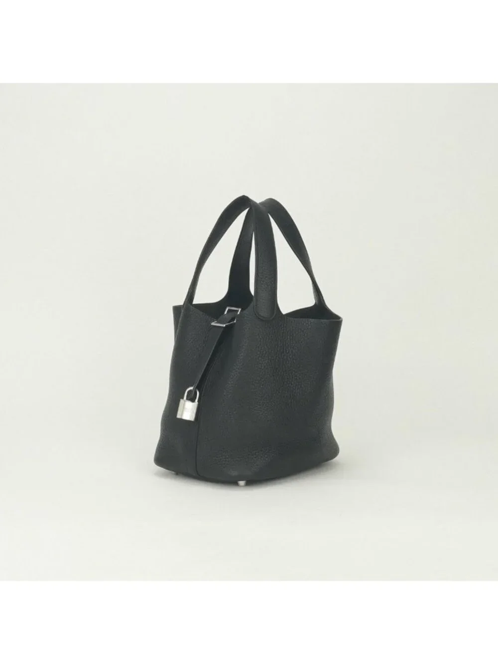 Hermes authenticity closure carefully
