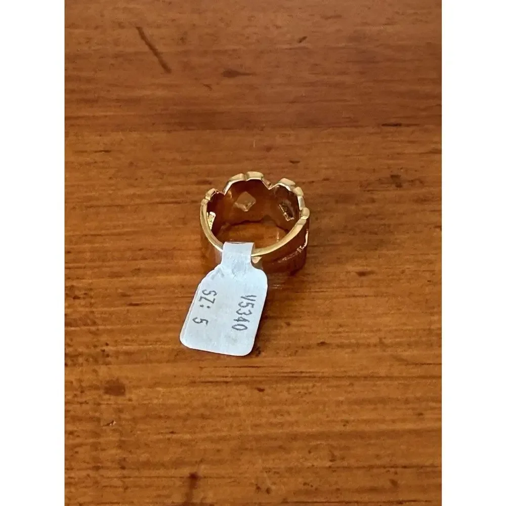 Unbranded vintage 18k