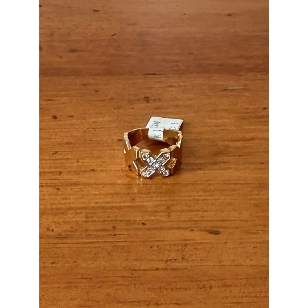 Unbranded vintage 18k