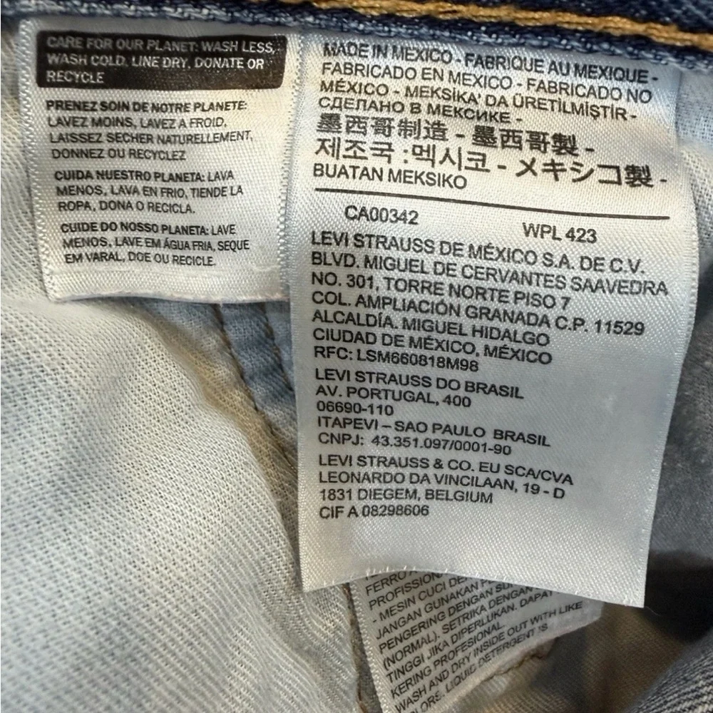Levis product pair