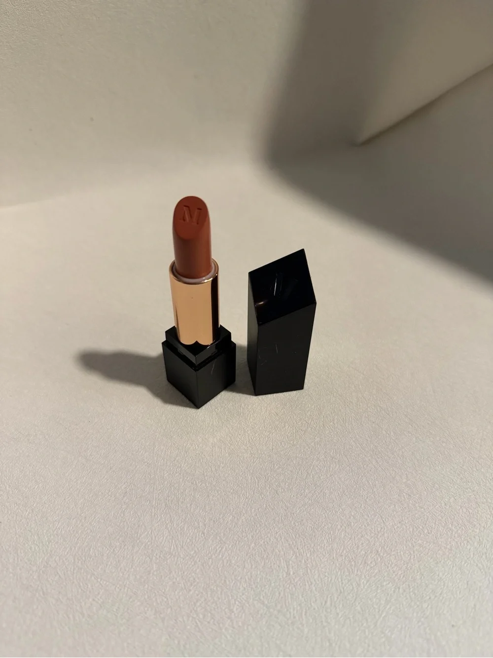 Morphe rich satin