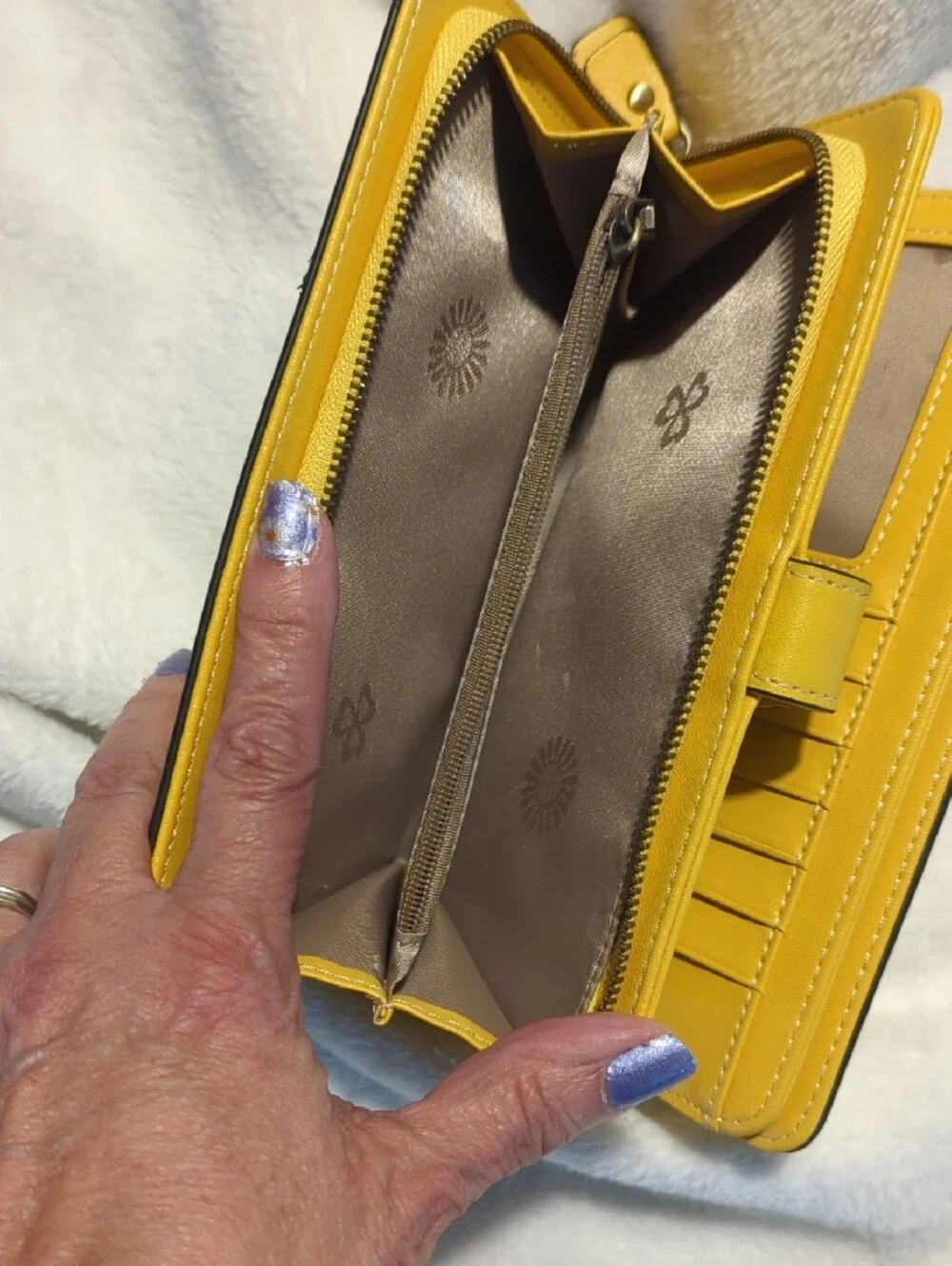 N/A compact yellow