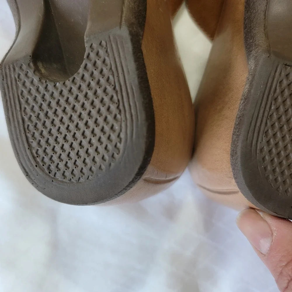 Dansko womens tan