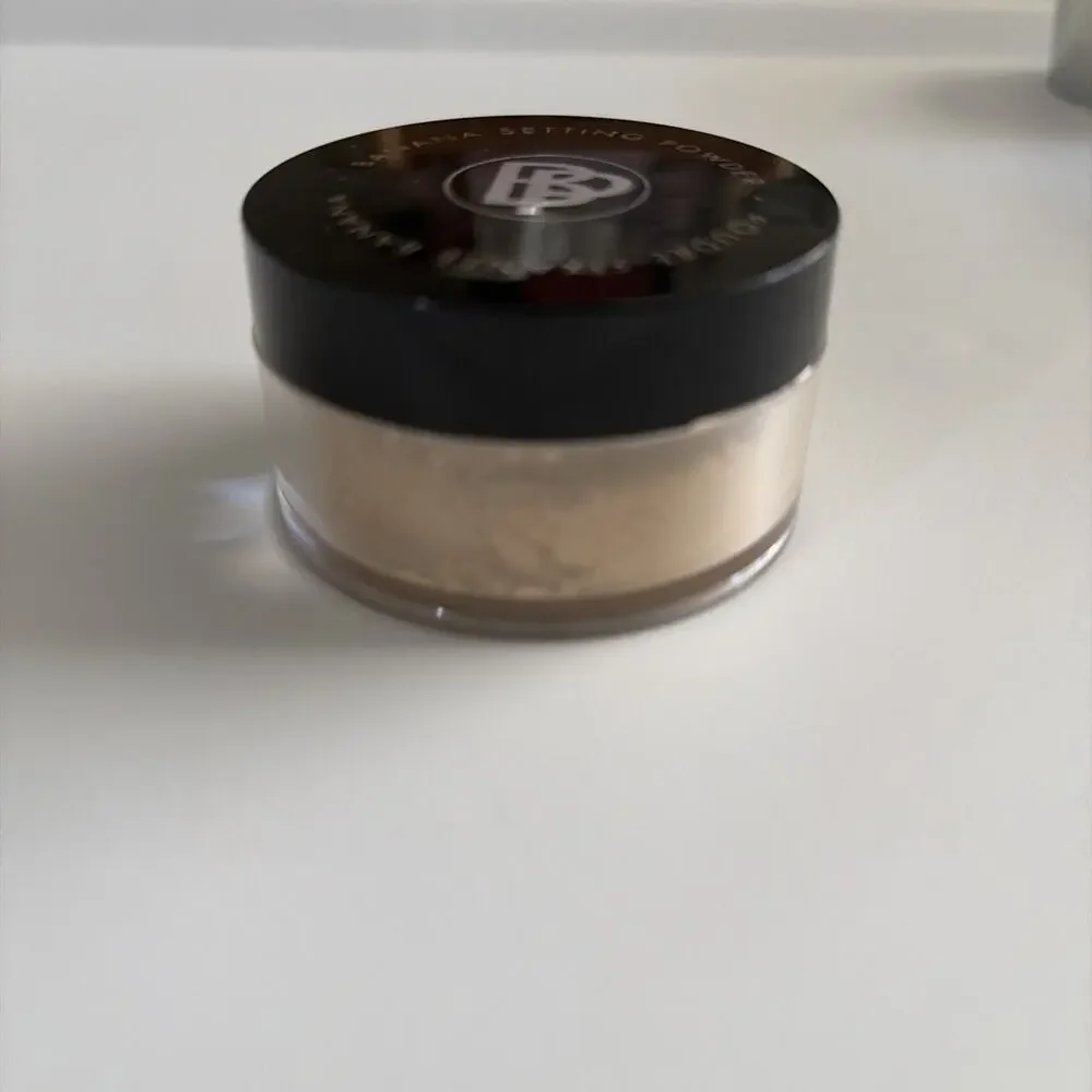 Bellapierre Banana Setting Powder Medium 4g/0.14oz Full Size Sealed Makeup