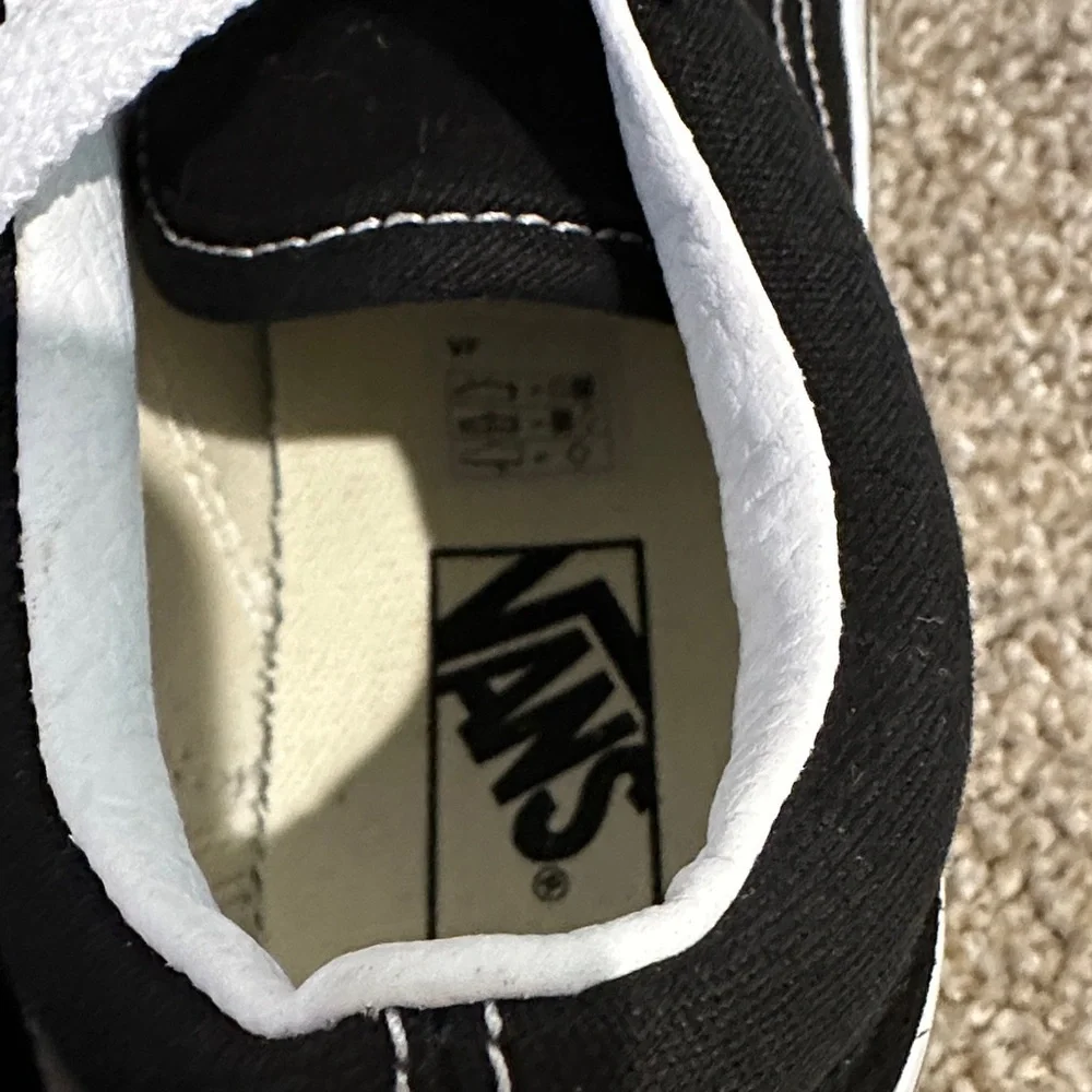 Vans low thoroughly