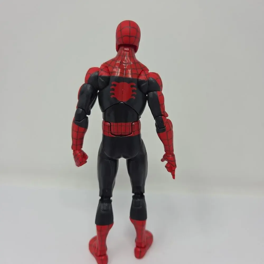 Hasbro Marvel Legends 60th Amazing Fantasy Spiderman Action Figure
