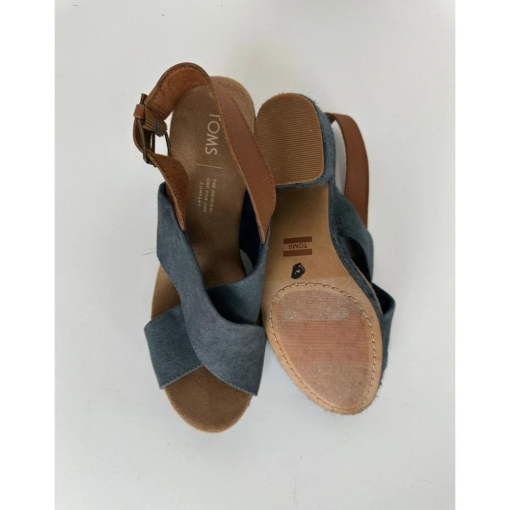 Toms preowned good