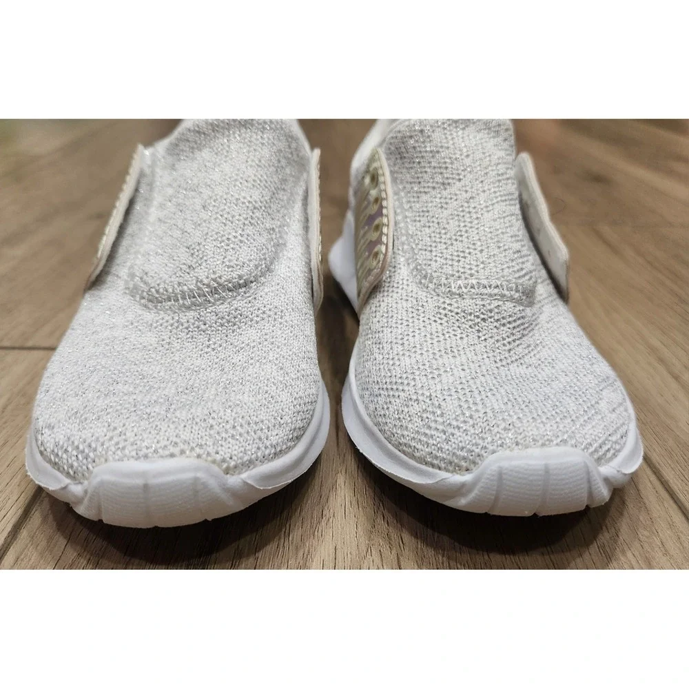CHILDRENS PLACE Girls 13 White Silver Holographic Running Sneaker Shoes No Laces