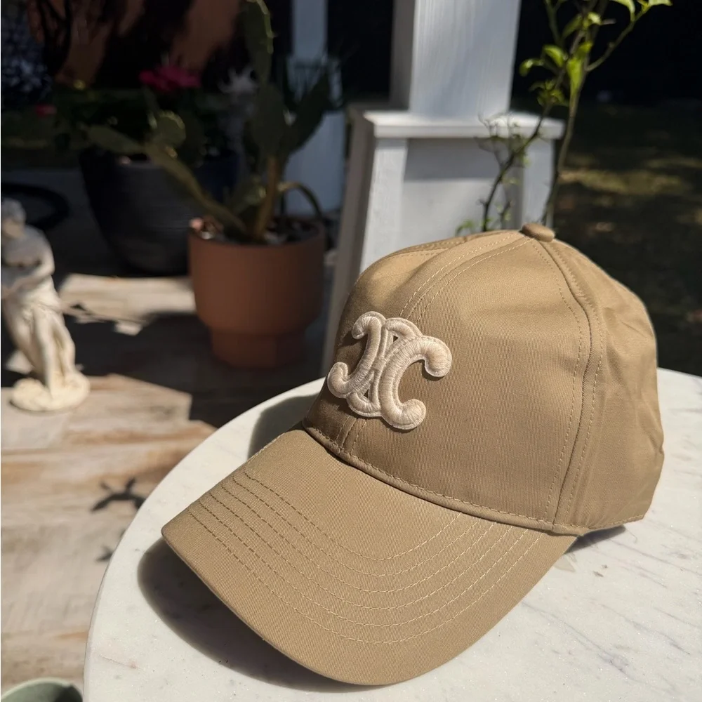 •💛Beautiful Trend Hat • Beauty Hat Y Tan Monogram Sun Hat size💛