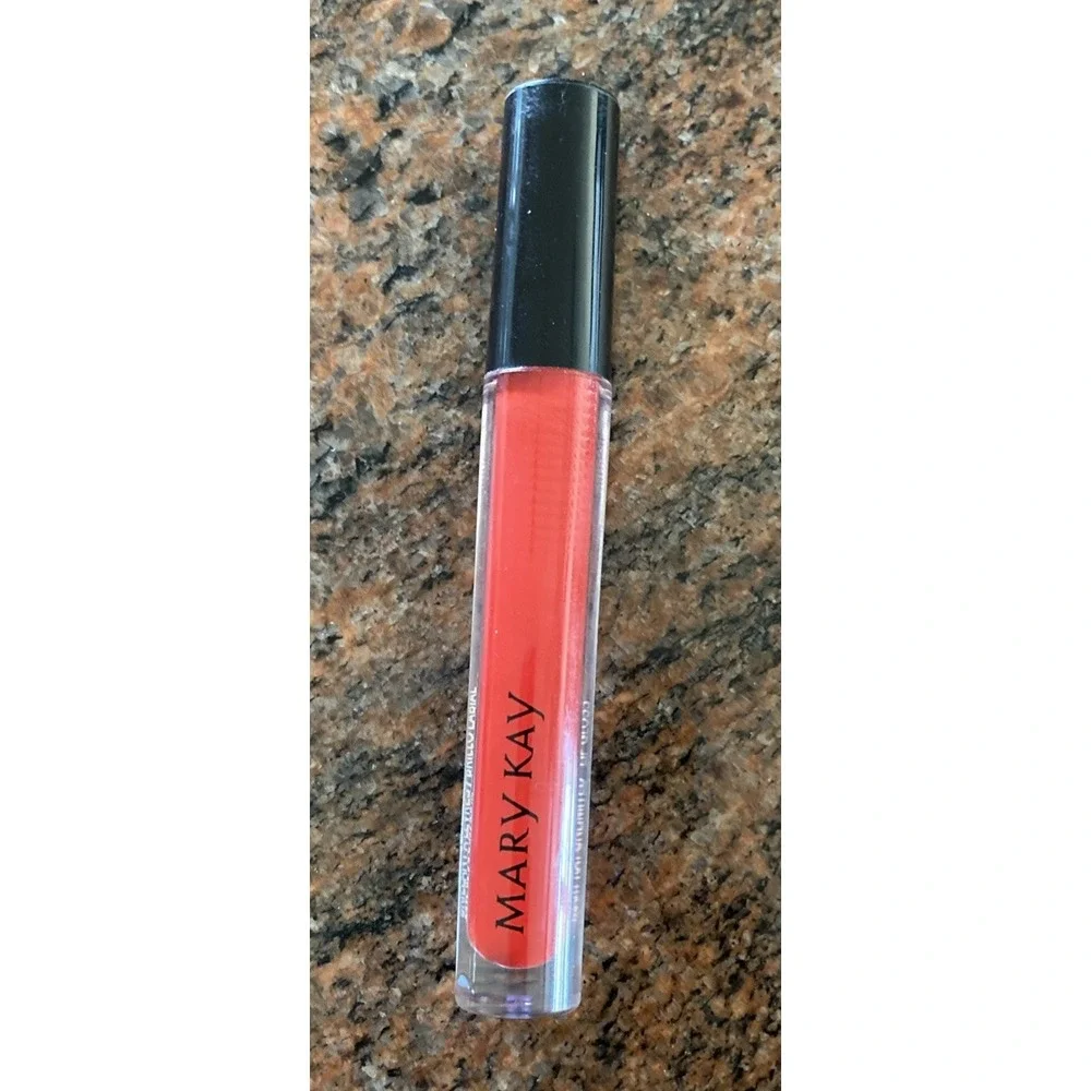 Mary‎ Kay Unlimited Lip Gloss (Iconic Red) 153475 New No Box