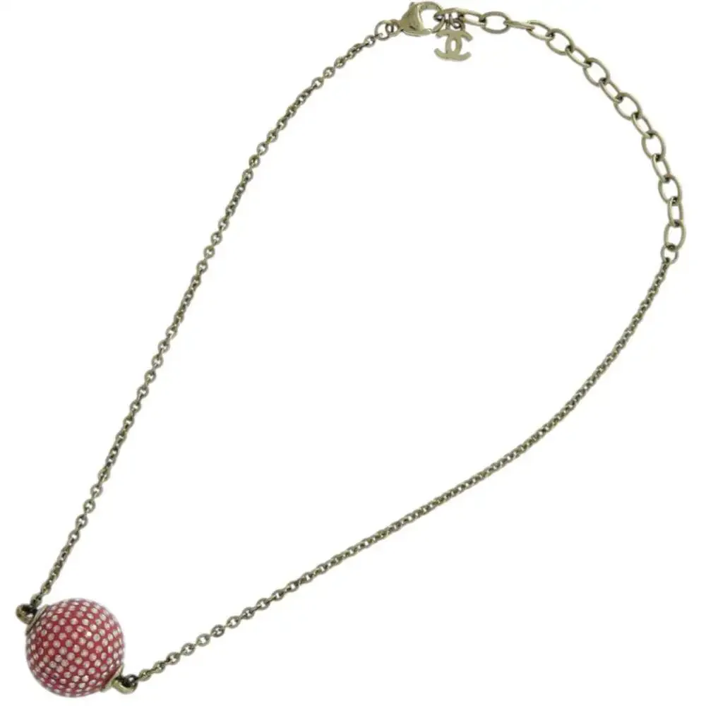CHANEL red logo