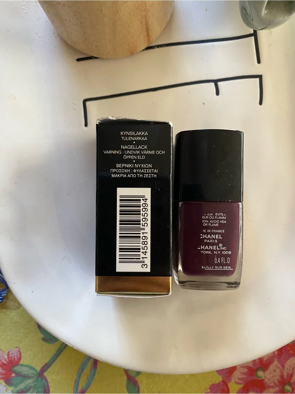 CHANEL le vernis
