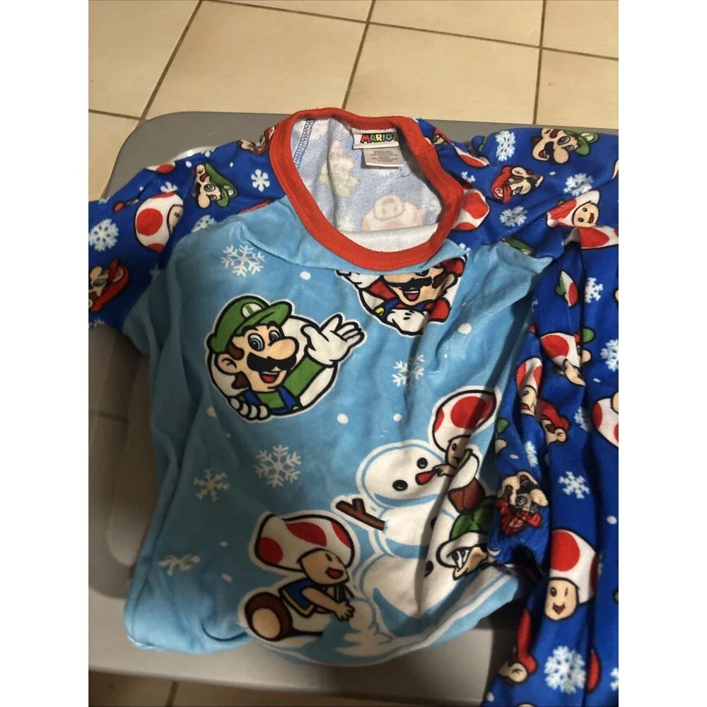 Nintendo piece sleepwear