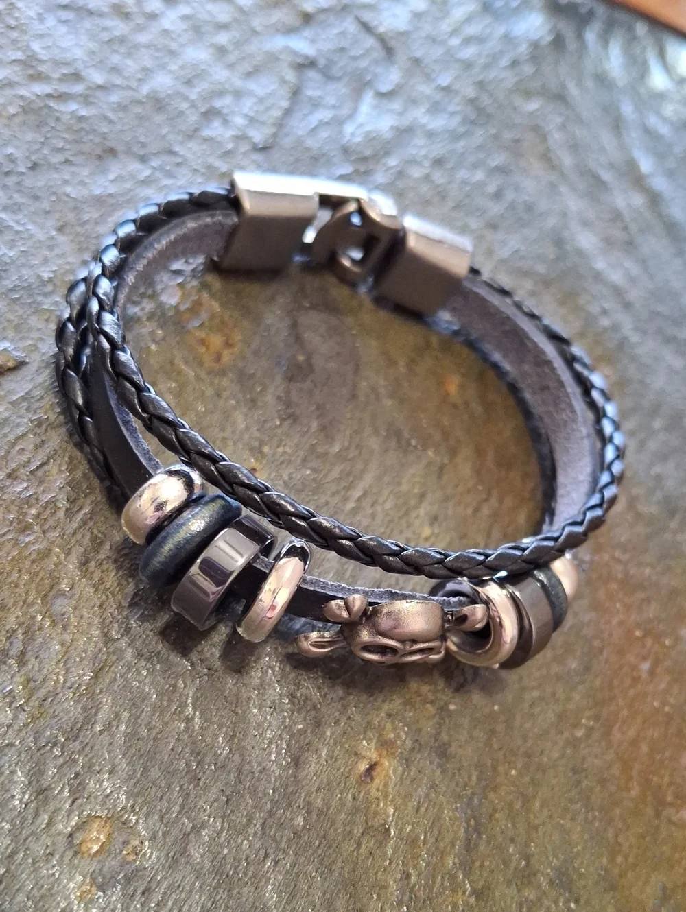 N/A layered black