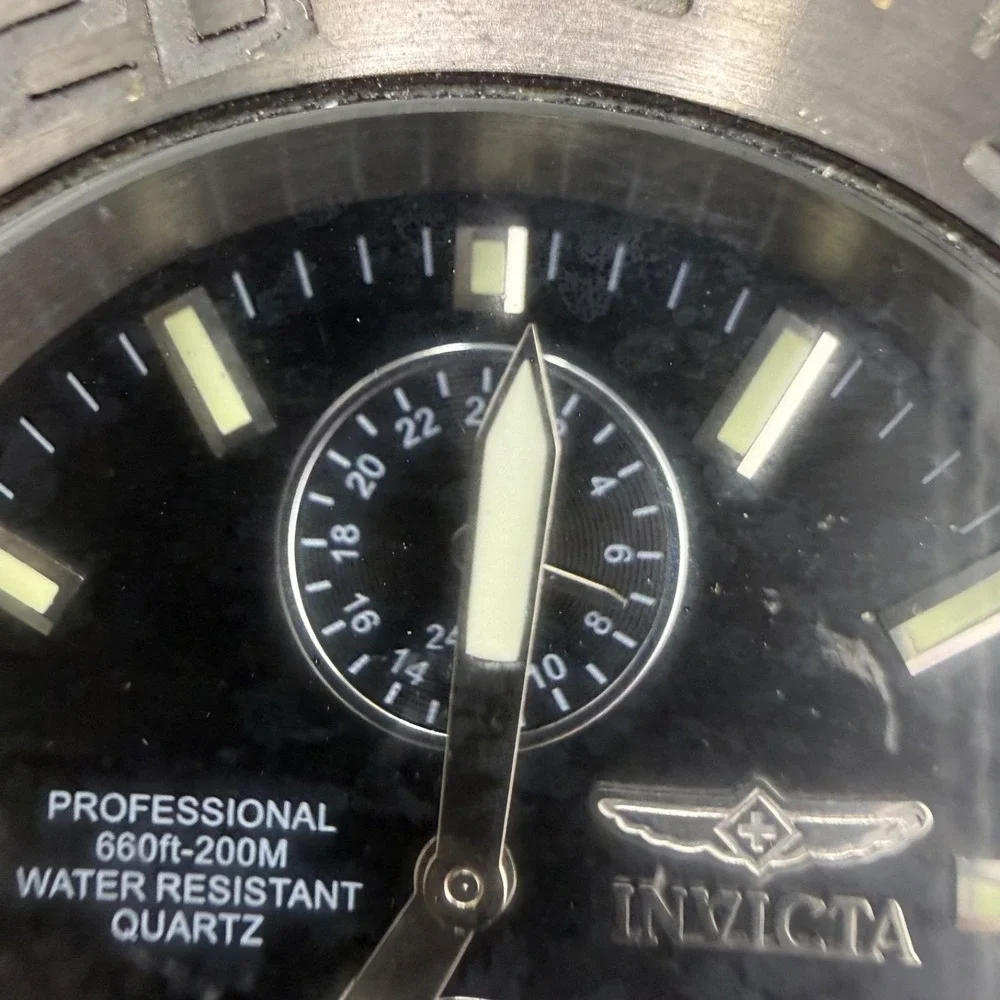 Invicta read watch