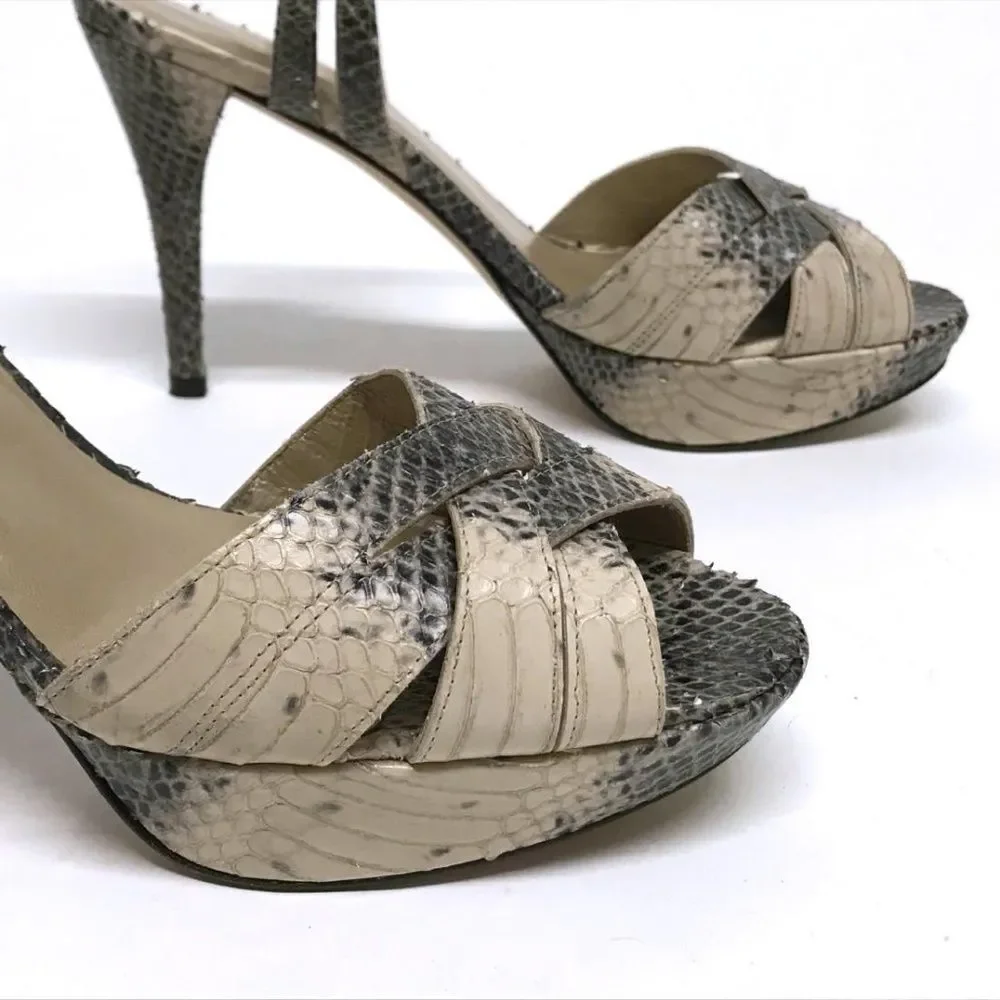 Stuart Weitzman size medium