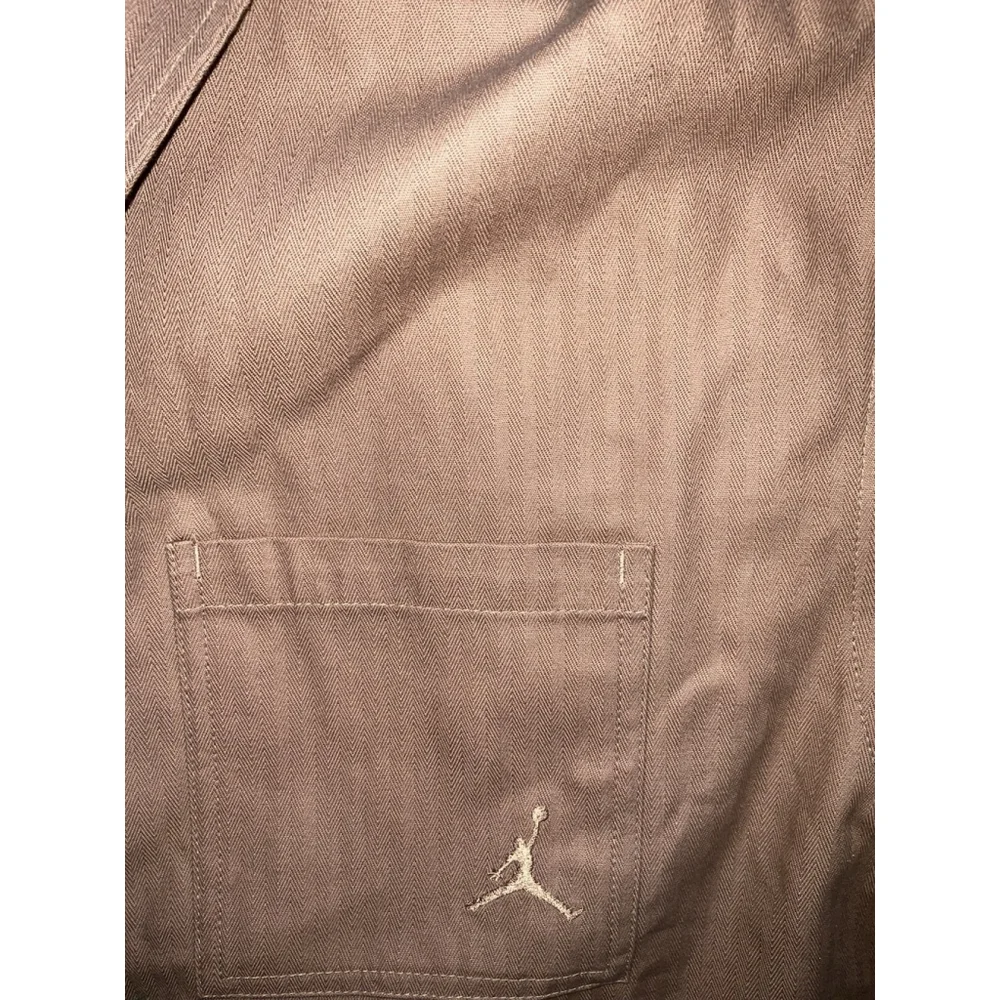Jordan air essentials