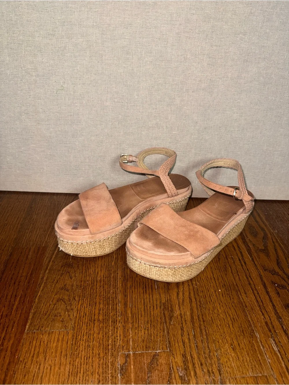 Stuart Weitzman stuart weitzman