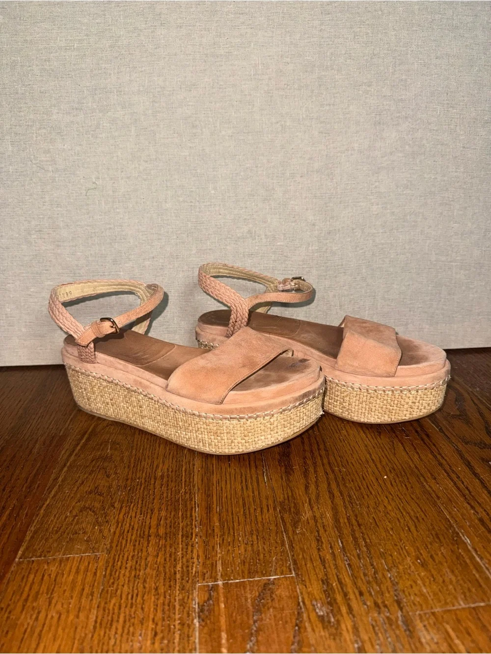 Stuart Weitzman stuart weitzman