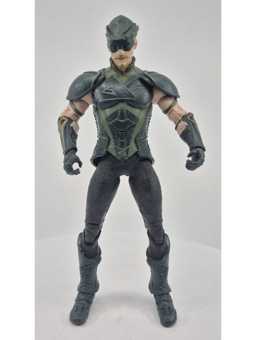 McFarlane Toys DC Direct Page Punchers Injustice 2 Green Arrow Figure Loose