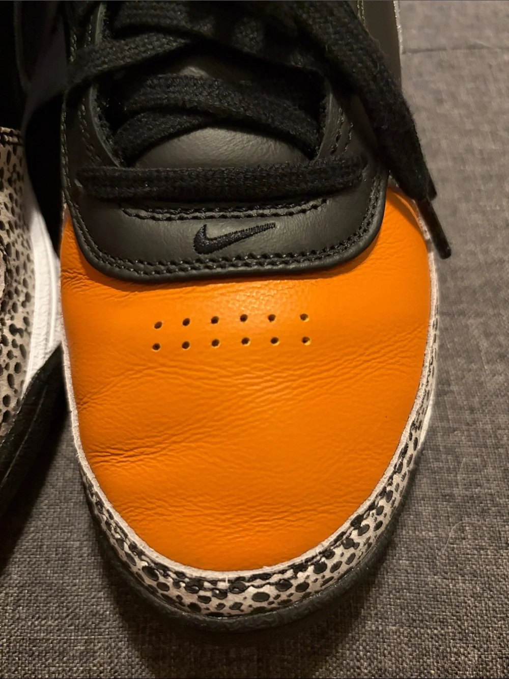Nike Men’s Black & Orange Low-Top Sneakers