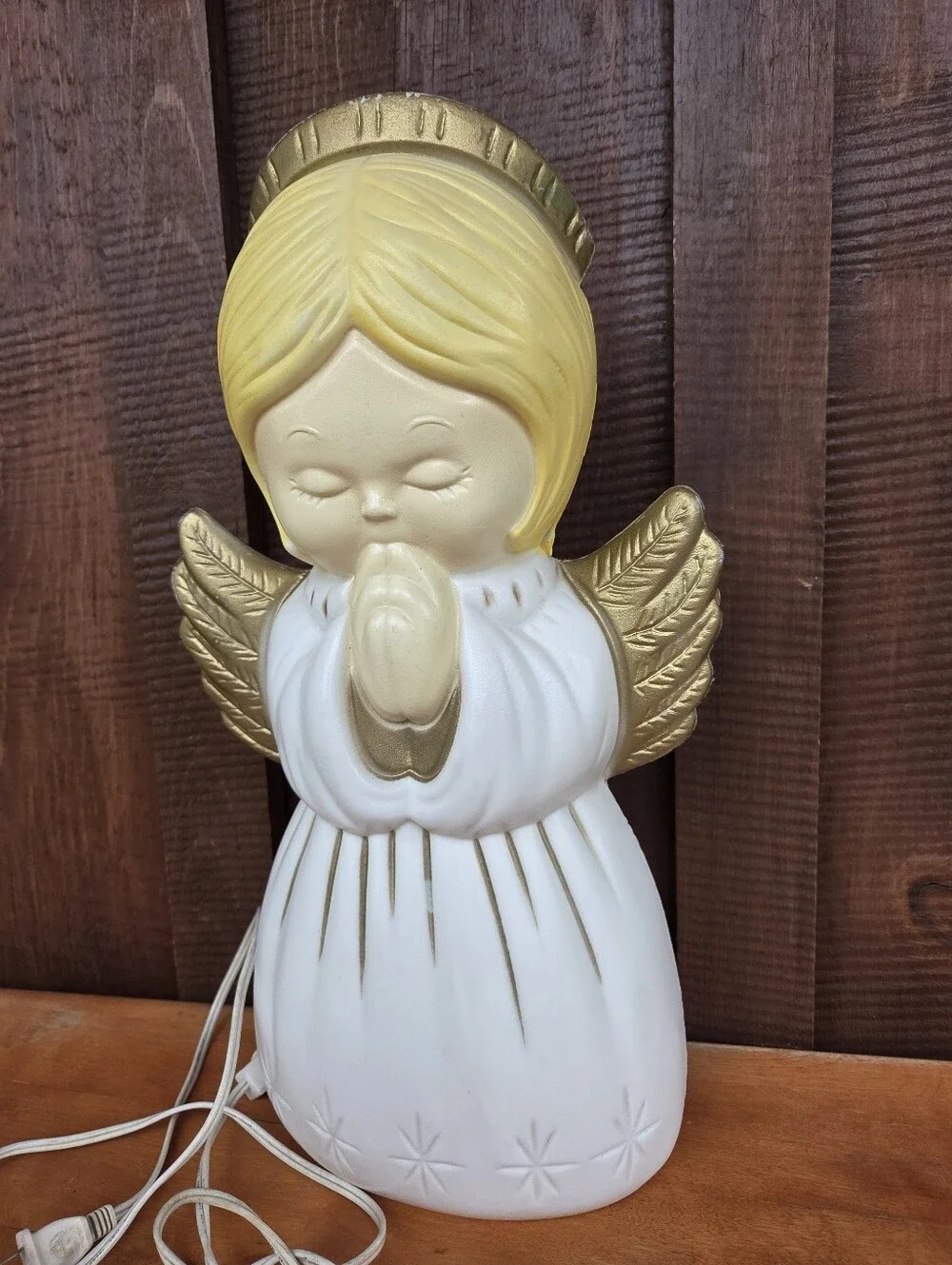 Vintage 1999 Angel Lighted Blow Mold Table Top Christmas Decoration