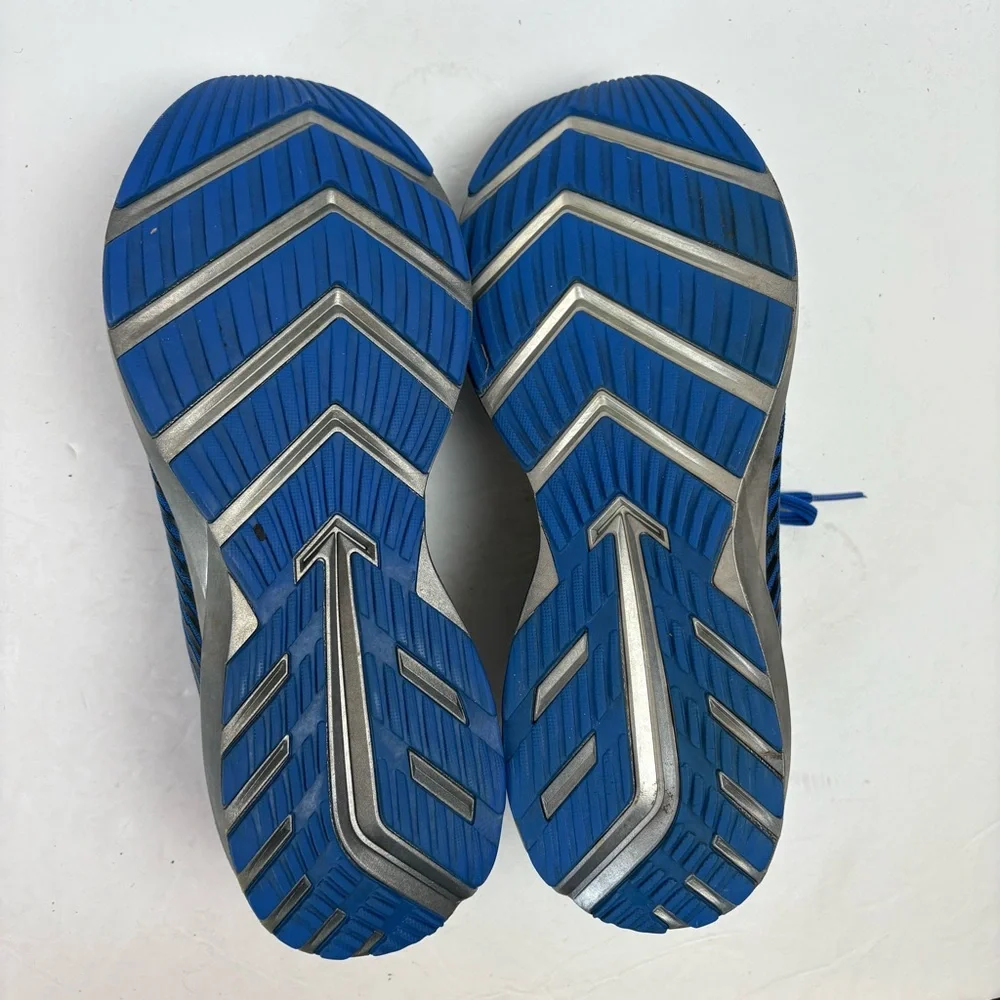 Brooks stylish blue