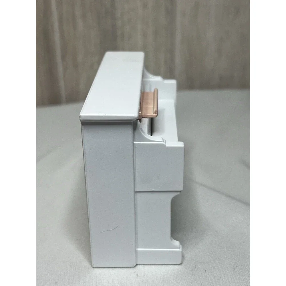 Epoch product white