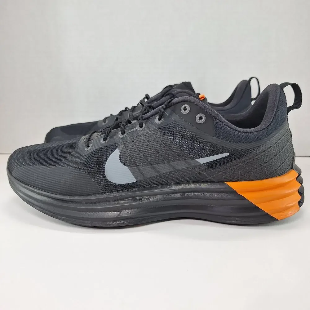 Nike lunar roam
