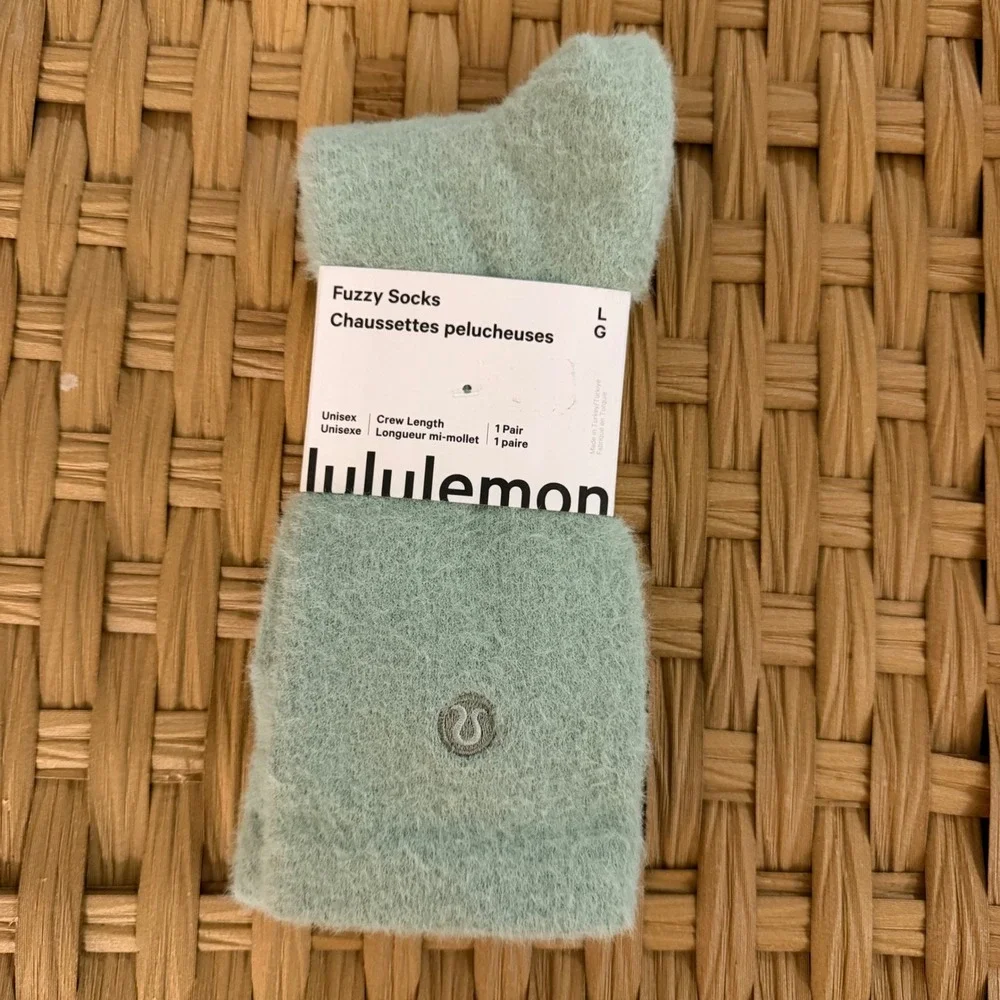 Lululemon Fuzzy Socks Jade Grey Crew Length Unisex Large NEW Cozy