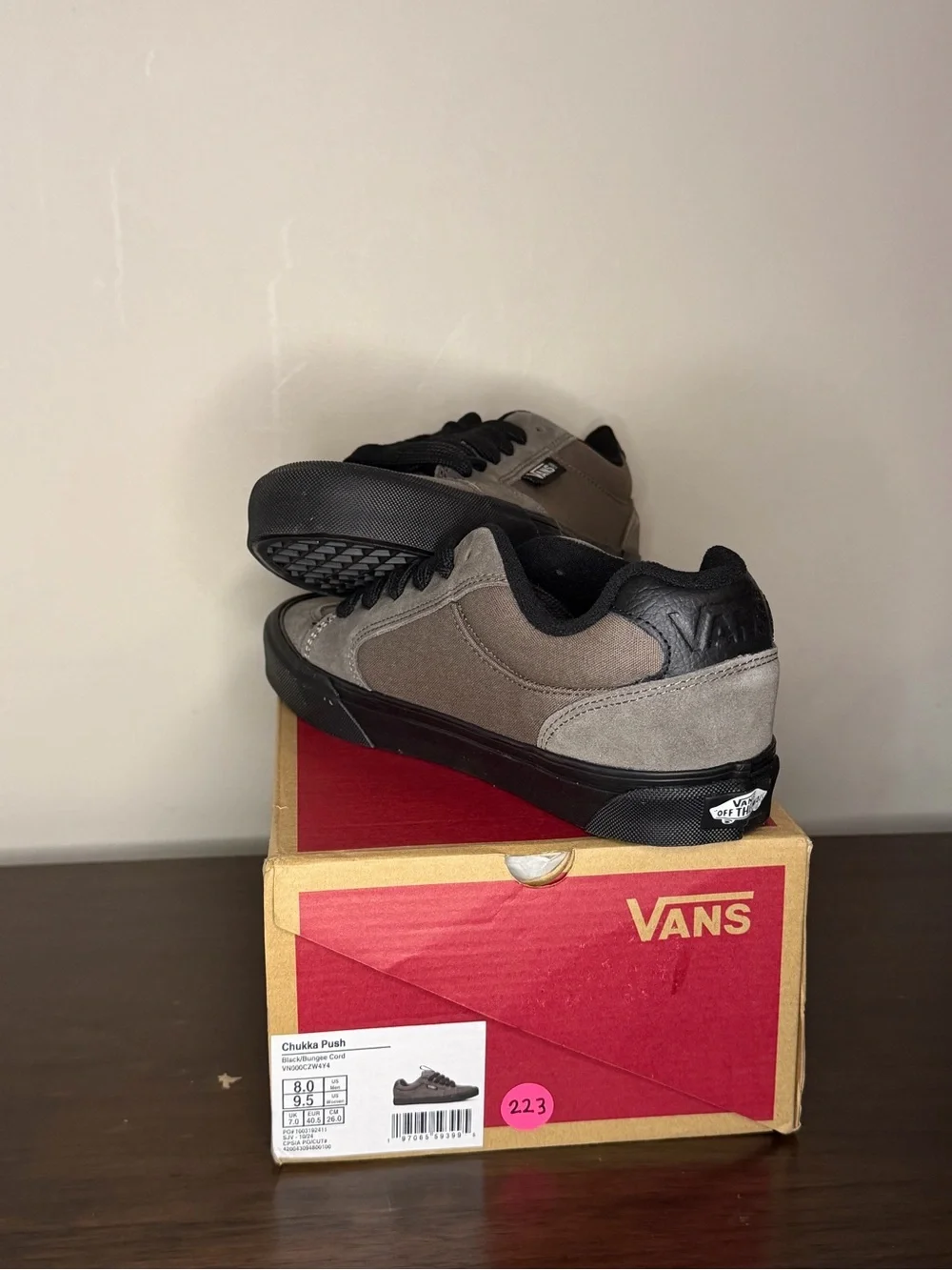 Vans low top