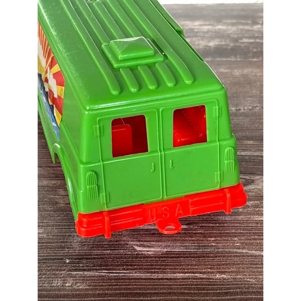 N/A vibrant green