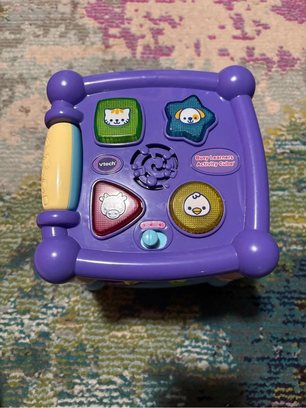 Vtech Busy Learners Activity Cube for Infants & Toddlers