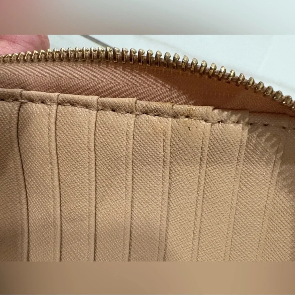 Michael Kors chic versatile