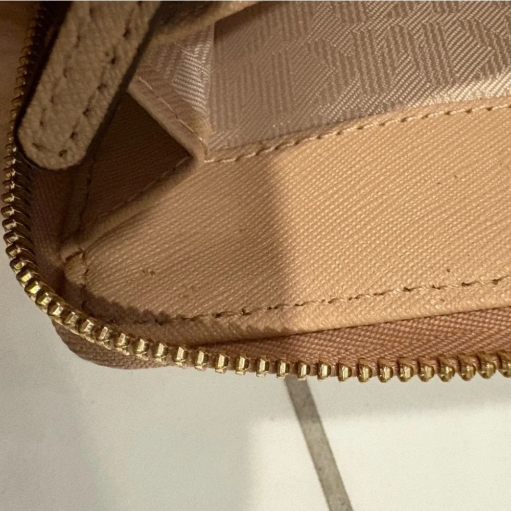 Michael Kors chic versatile