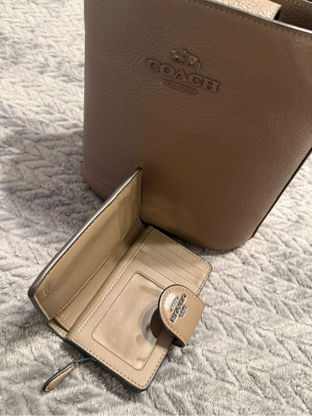 Coach crossbody pebbled