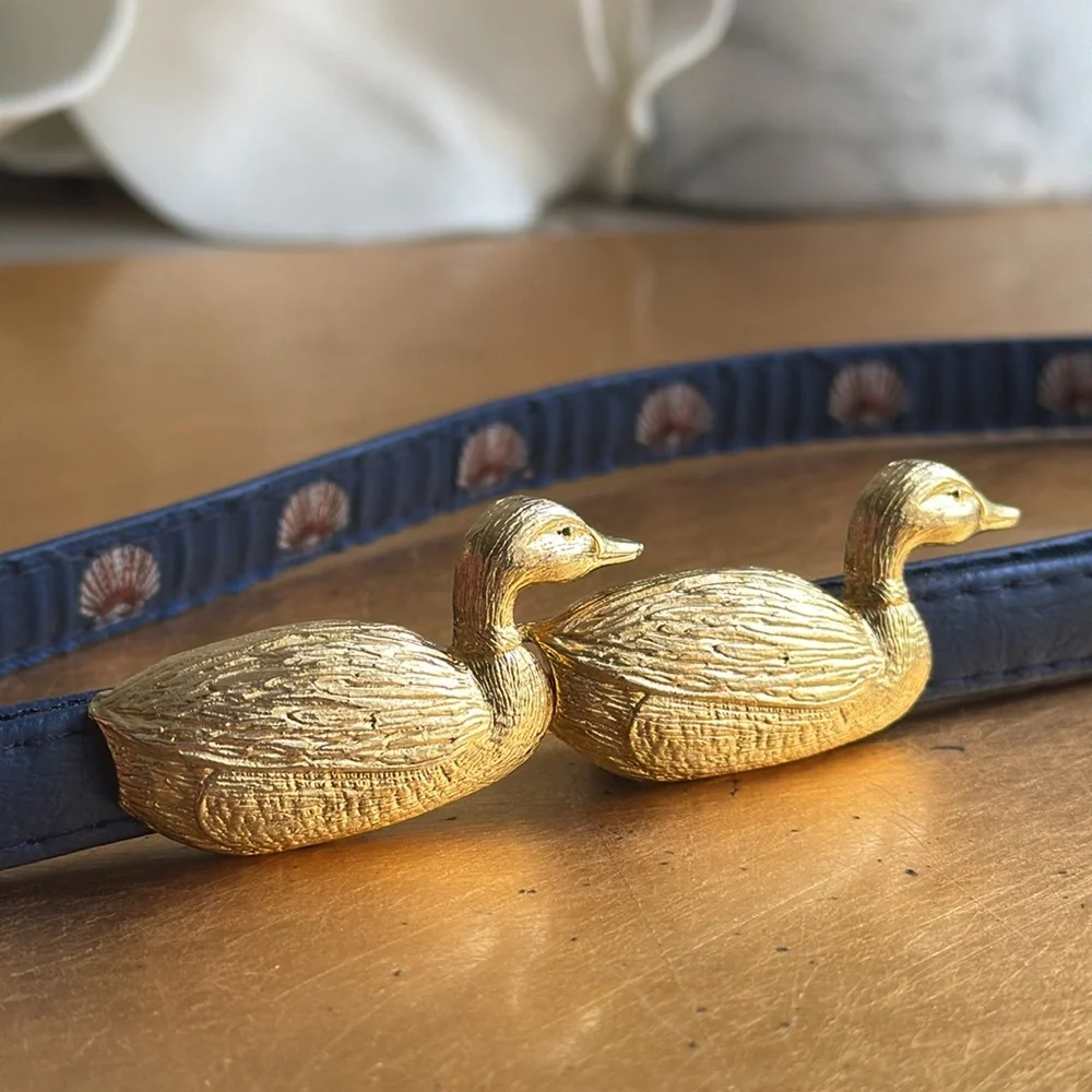 Vintage Dabbling Metal Ducks Belt