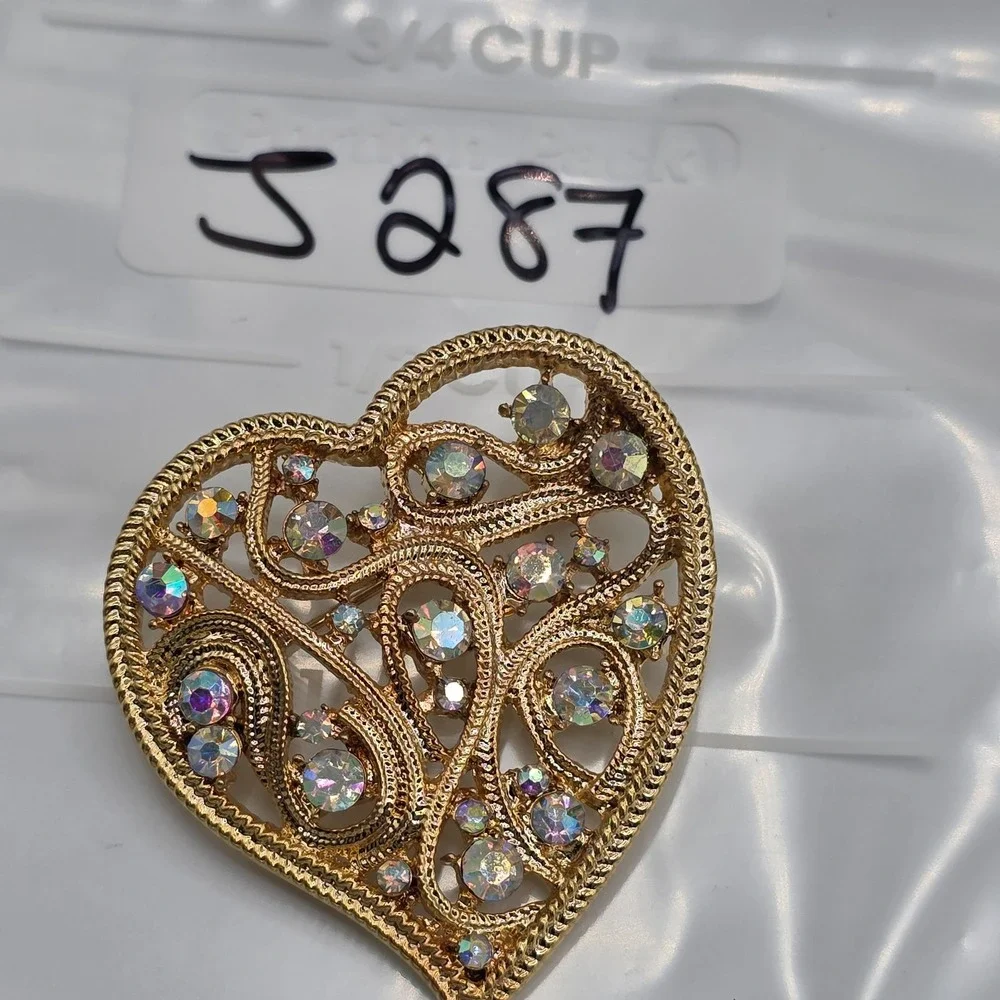 Vintage Gold Tone Heart Shape Brooch Pin White Crystal 1.5