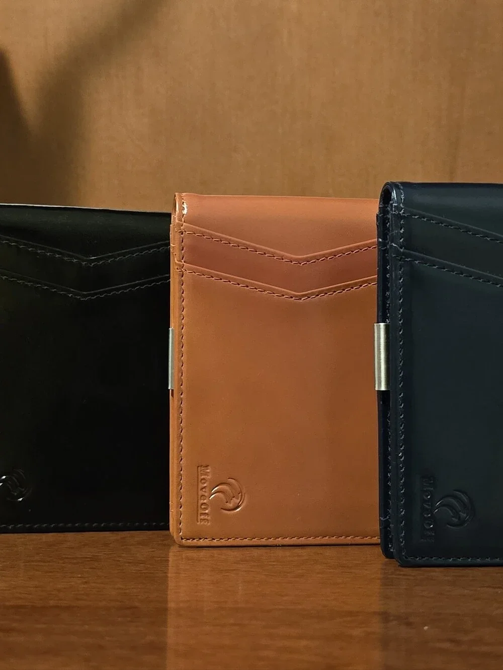 Block Genuine Leather Wallet | 11 Card Slots | Money Clip | Gift Box