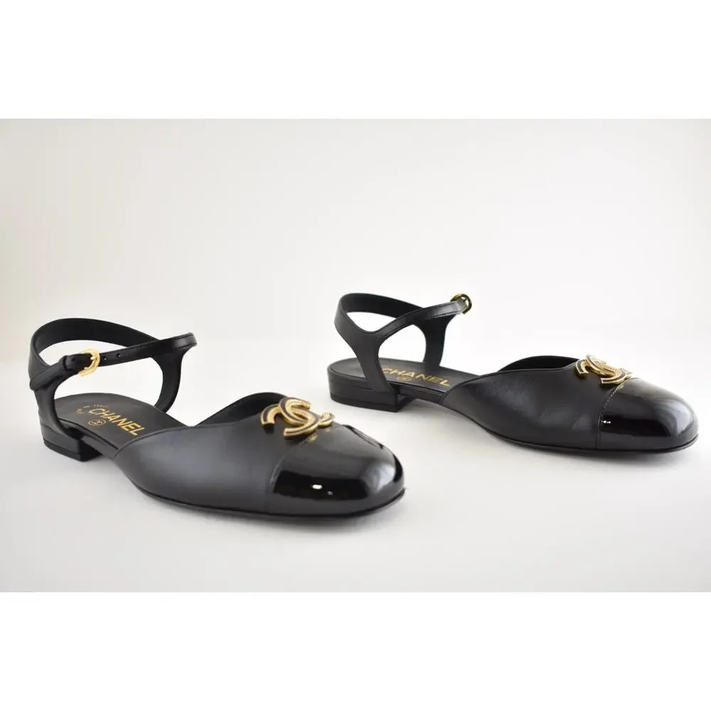 CHANEL 25p black