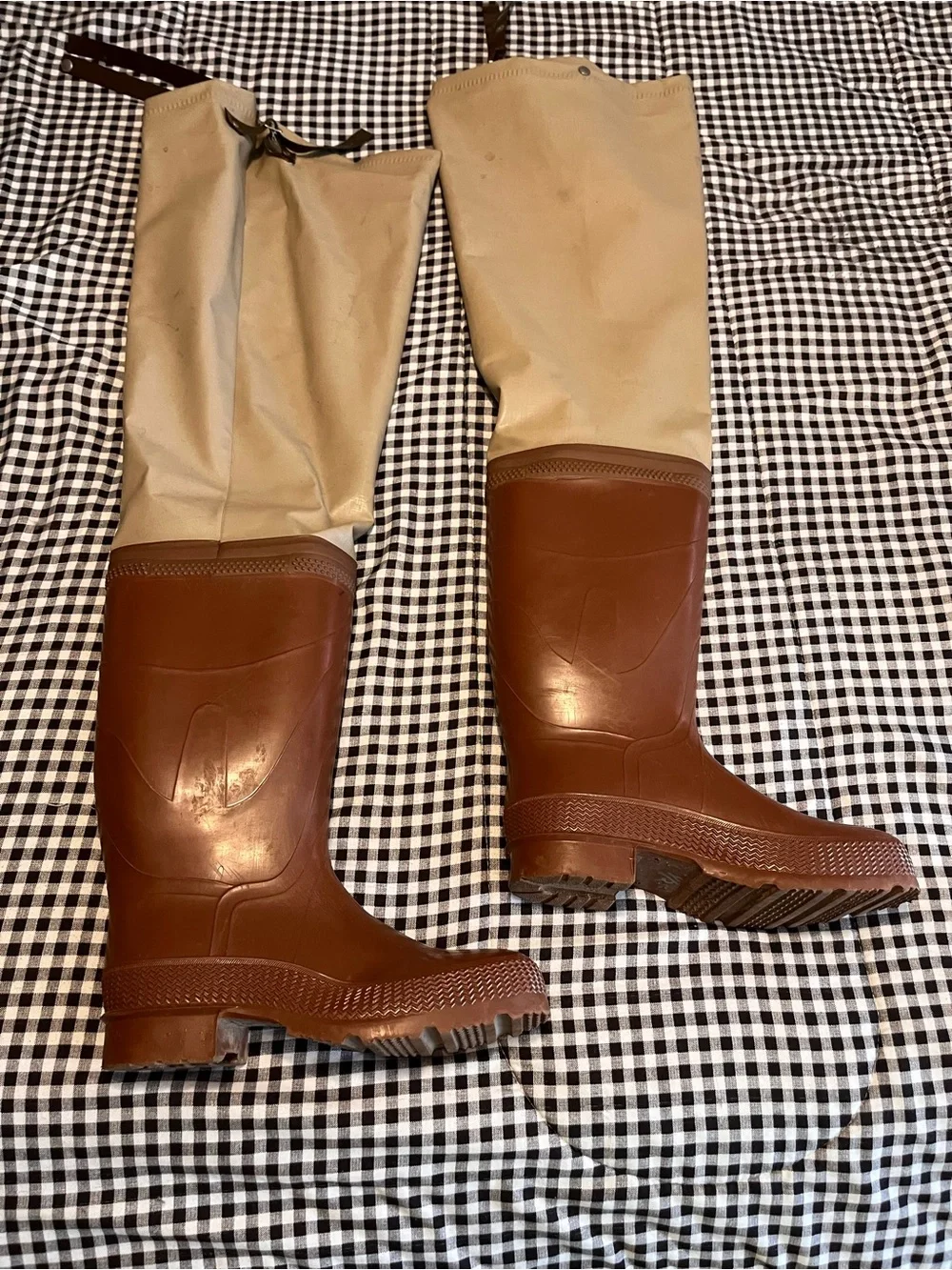 N/A tan brown