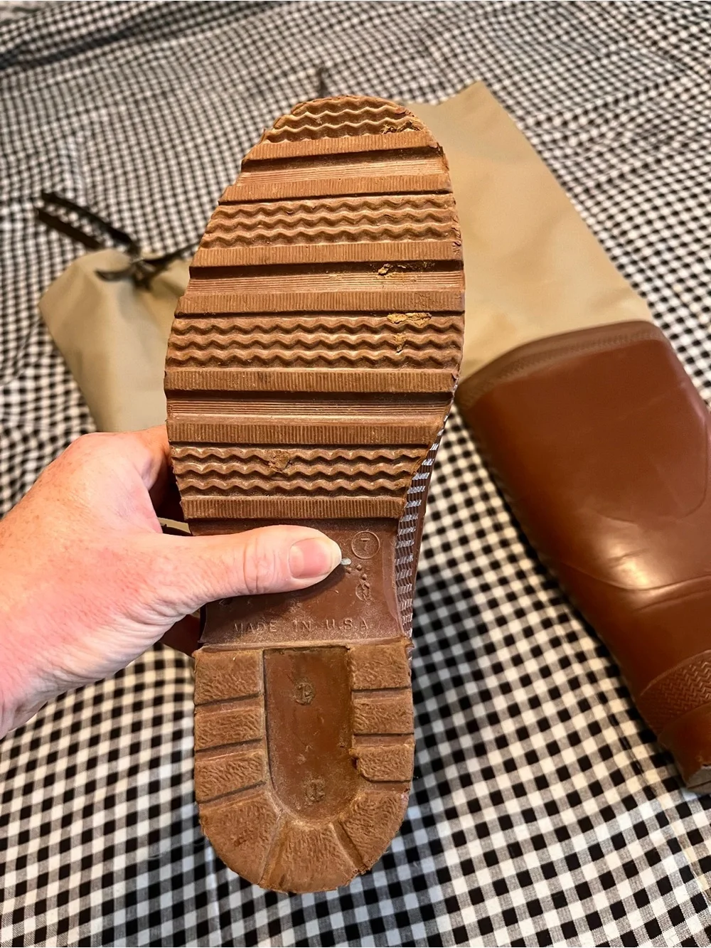 N/A tan brown