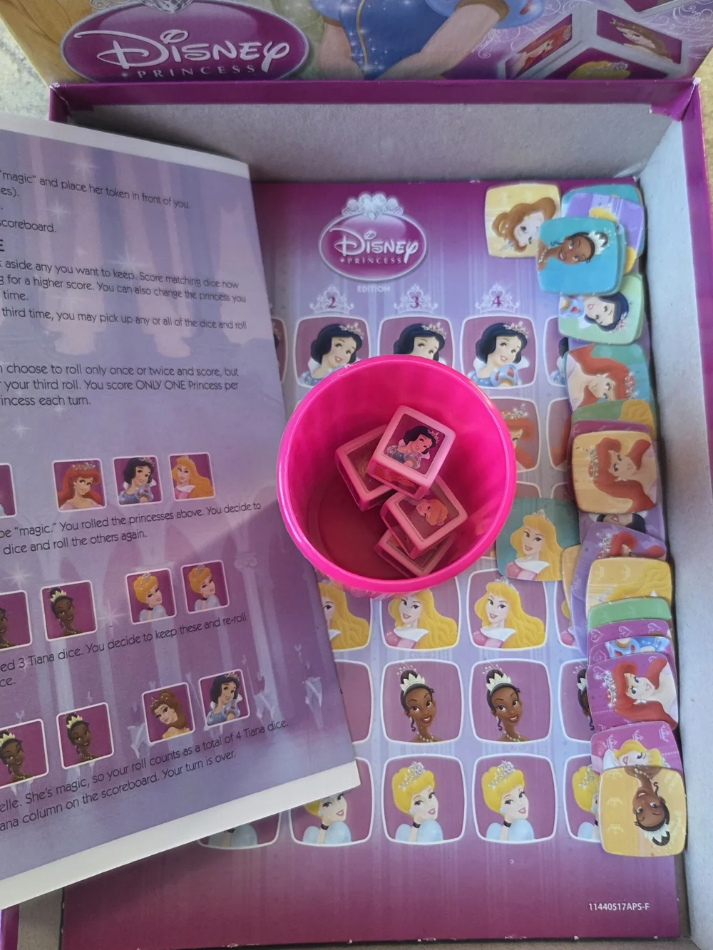 Hasbro Disney Princess Yahtzee Jr. - Purple & Pink