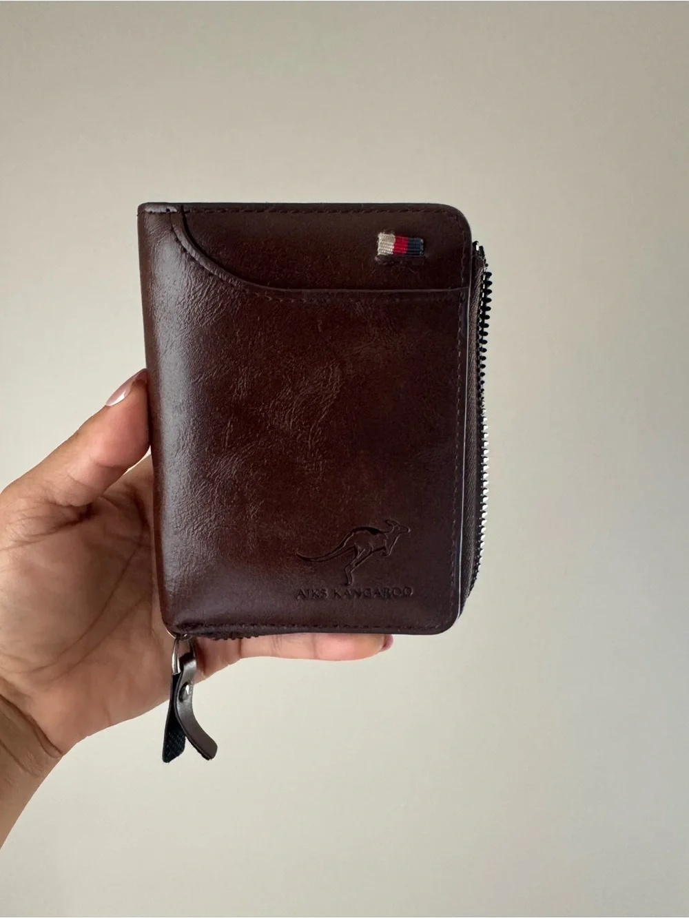 N/A compact brown